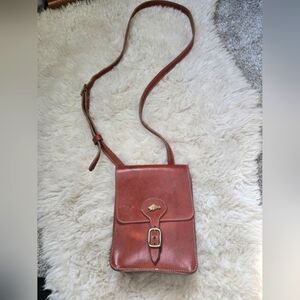 Vintage Roots Tan Leather Crossbody Bag